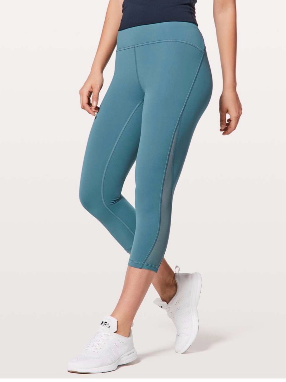 lululemon athletica women's Teal cropped legging
